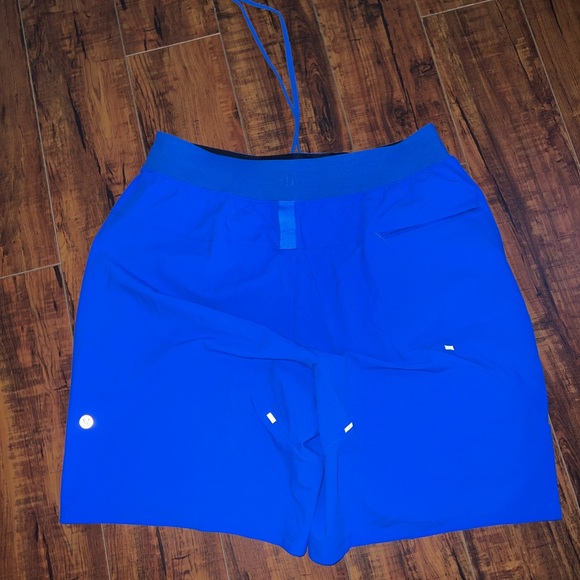 LULULEMON License to Train Linerless Short 7" - Picture 9 of 10